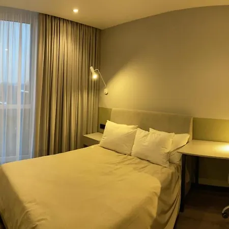 Cities Gallery Apartment *