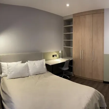 Cities Gallery Апартаменти *