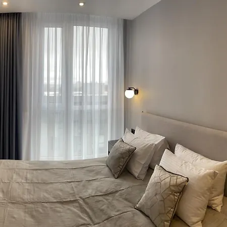 Cities Gallery Апартаменти *